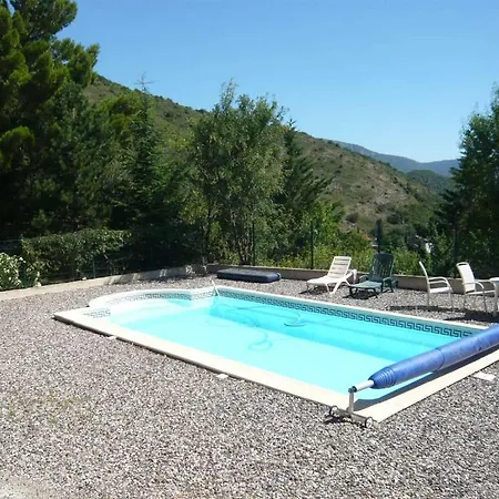 Chambres D'hote L'amandiere A Guest house
